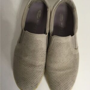 Slip-On Women’s Be Free Casual Knit Sneakers in Beige